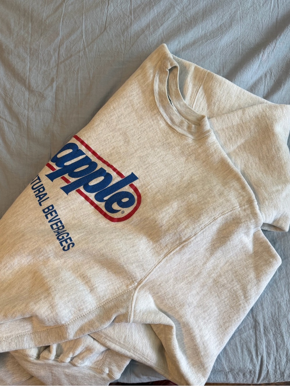 vintage snapple crewneck